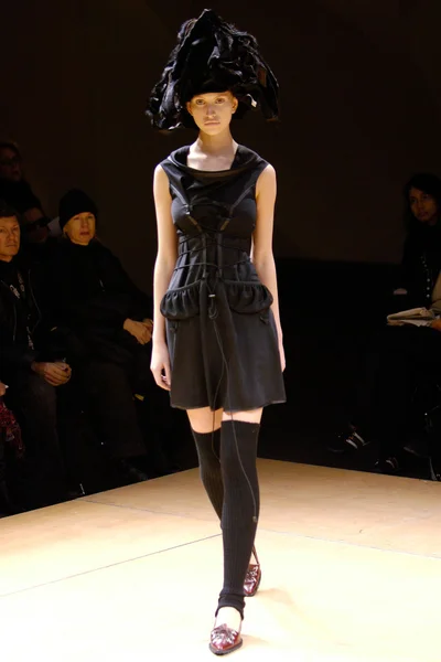 Look 28